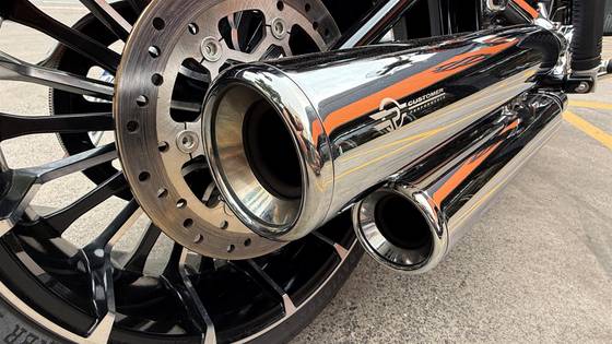 HARLEY-DAVIDSON SOFTAIL BREAKOUT 